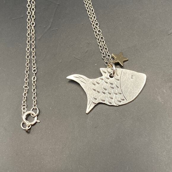 Signed JSW Sterling Silver Fish 10k Solid Gold Star Charm Pendant Necklace - Picture 4 of 8